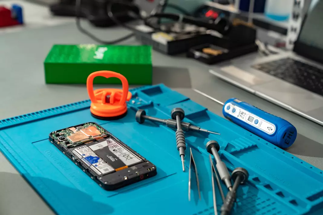 Rejoy.hu refurbished iPhones